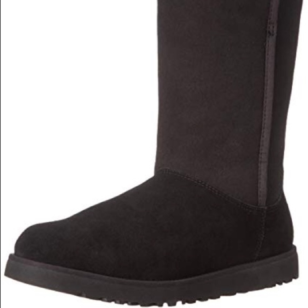 NWOT/NWOB UGG michelle boot.